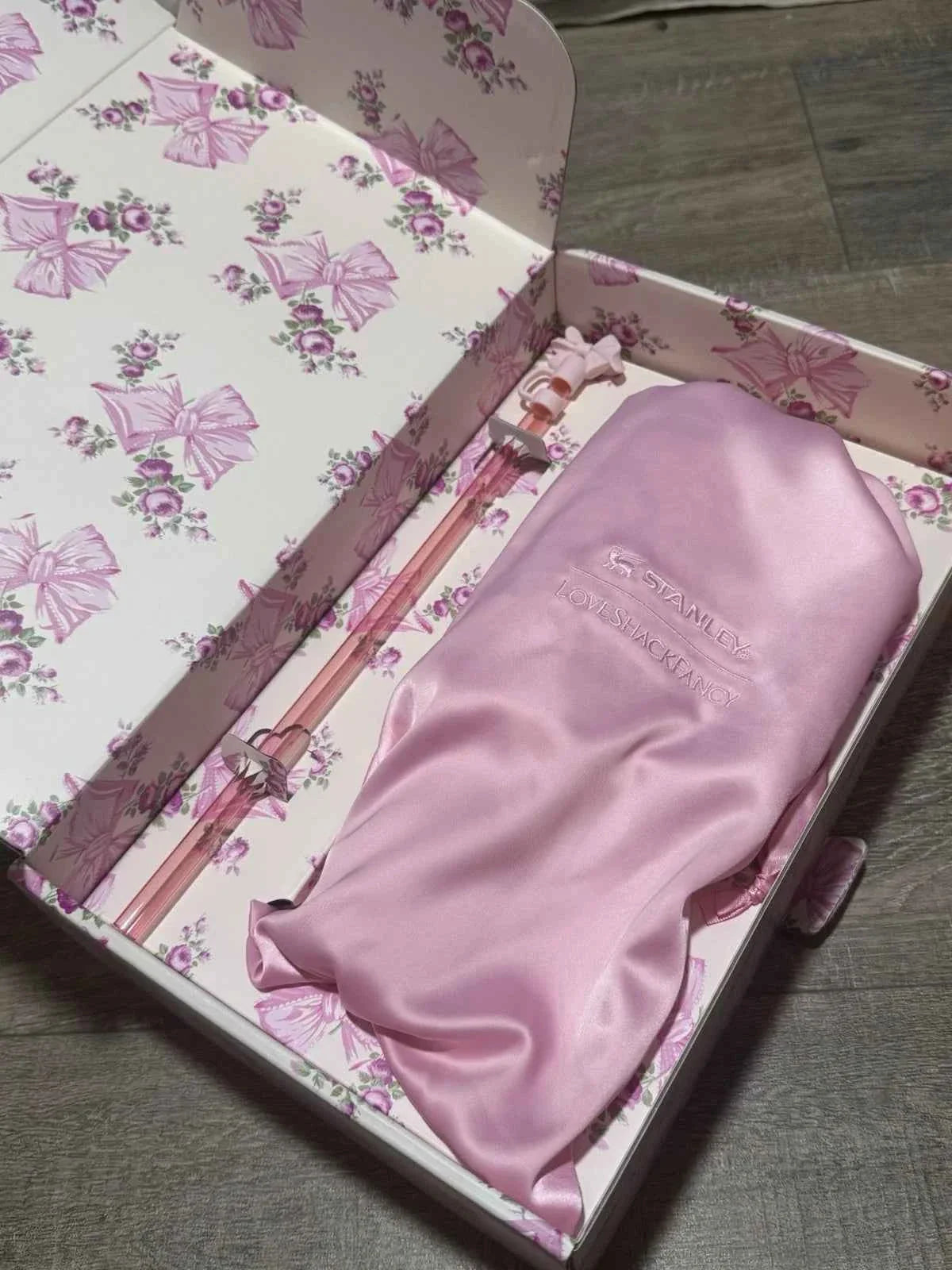 LoveShackFancy x Stanley | 40 OZ Rosa Beaux Pink